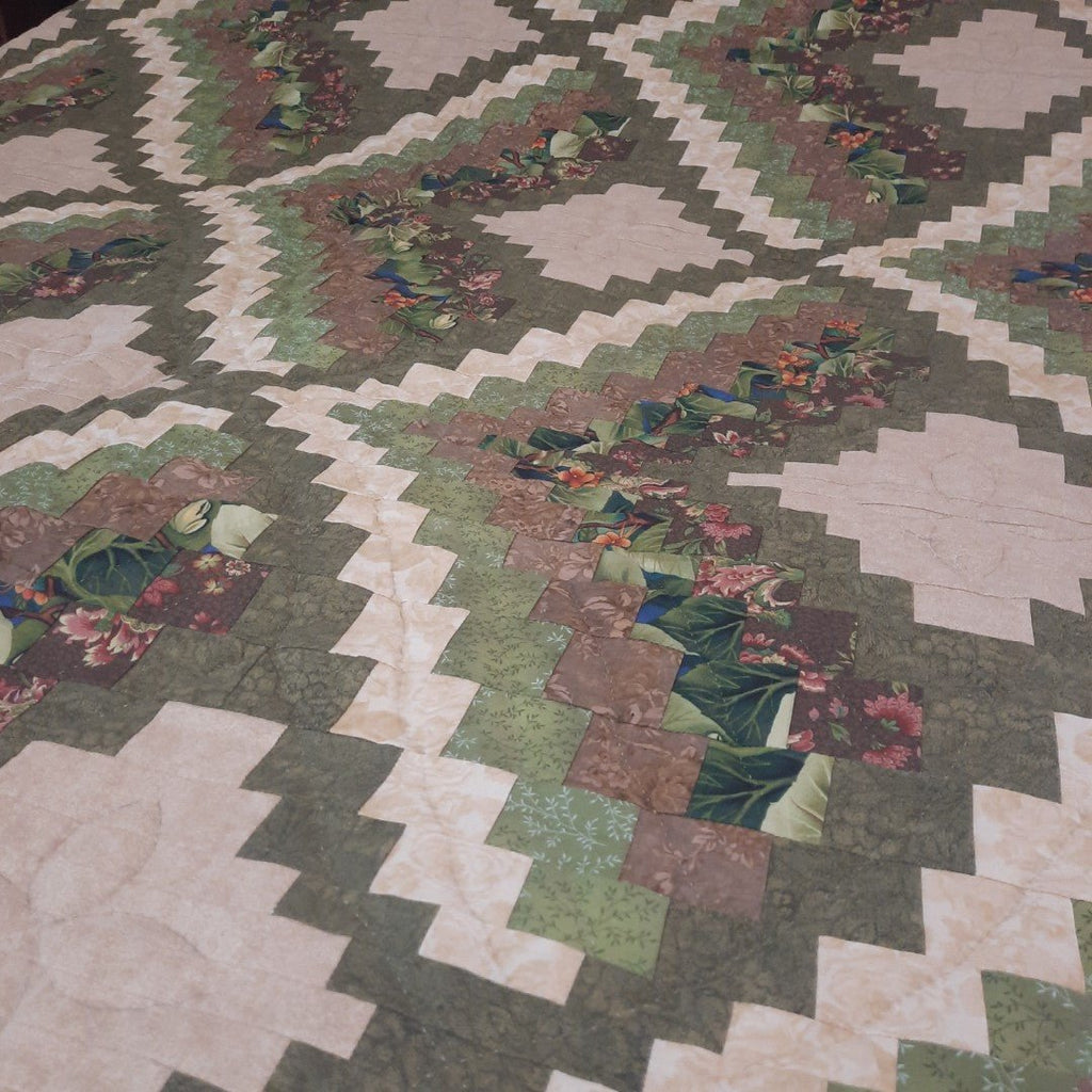 Amish Quilt 'Autumn Whisper Bargello'